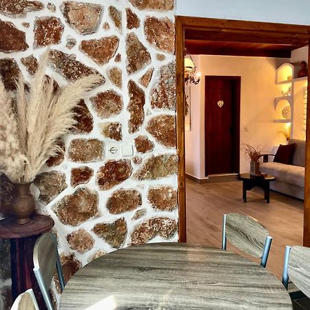 Atlazia Suites Alinda  Extérieur photo