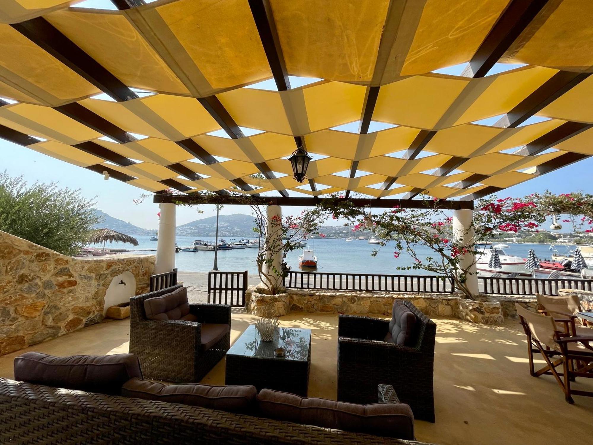 Atlazia Suites Alinda  Extérieur photo