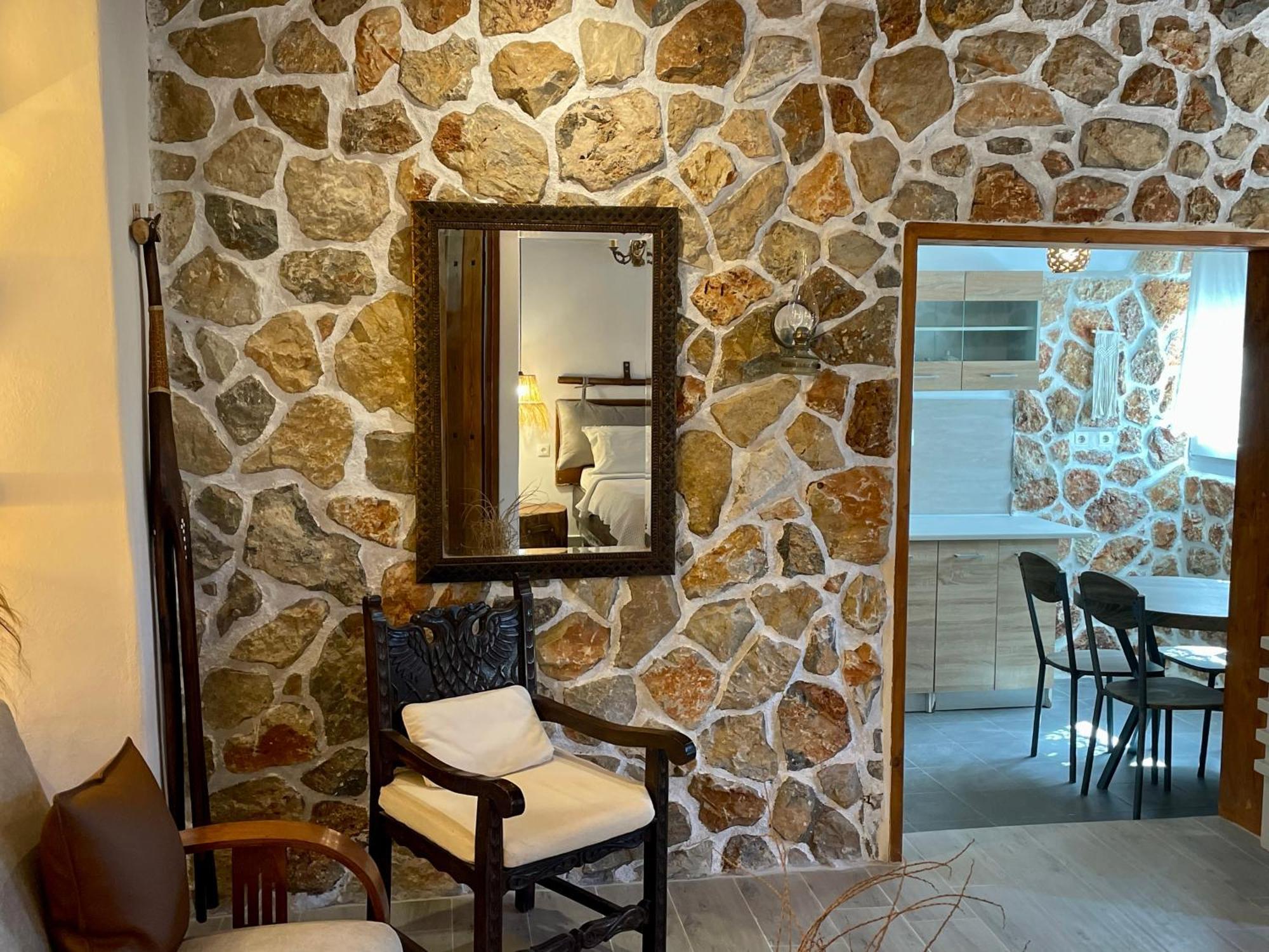 Atlazia Suites Alinda  Extérieur photo