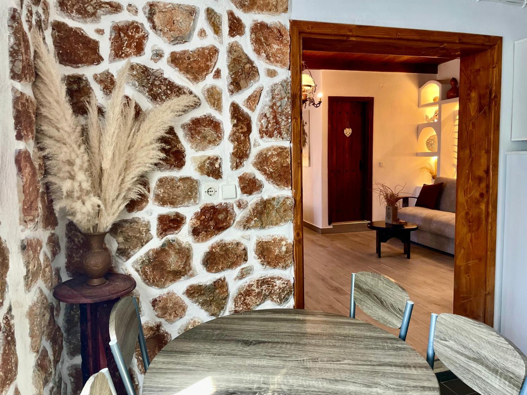 Atlazia Suites Alinda  Extérieur photo